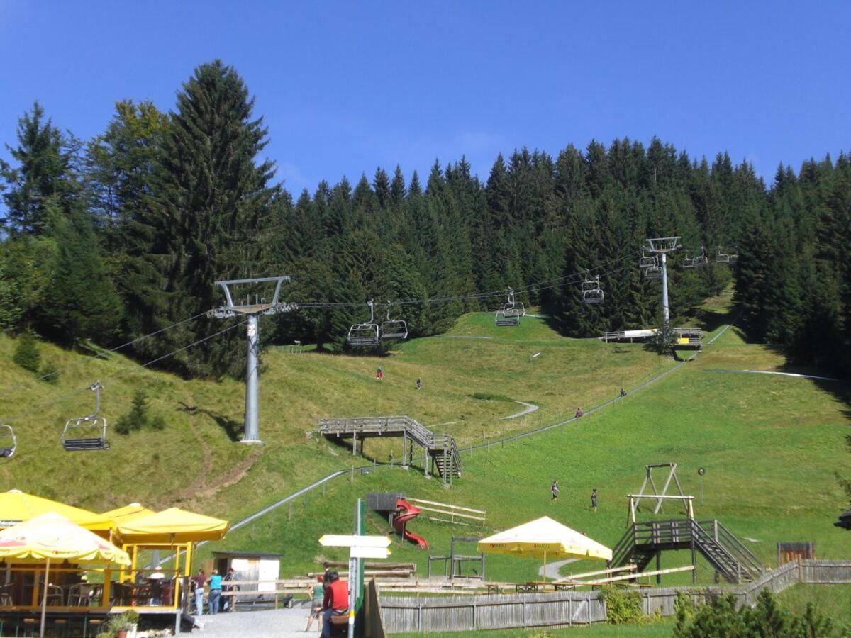 Walli Laterns - Ski Und Bergvergnuegen Direkt Vor Der Haustuer Eksteriør billede